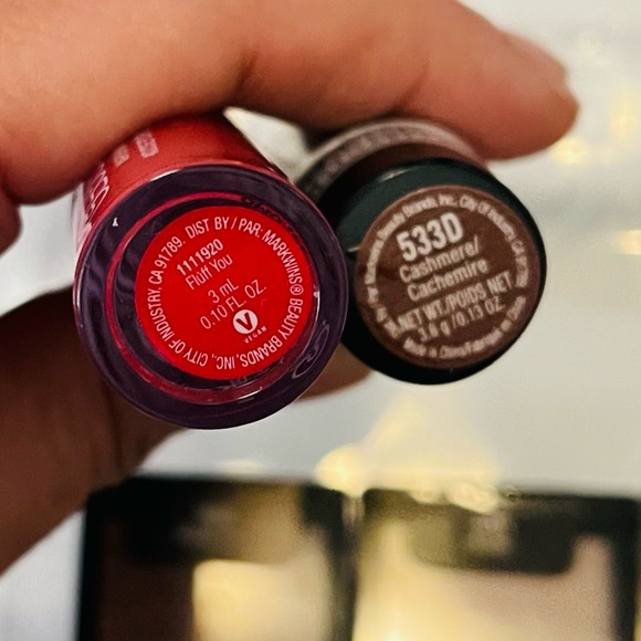 Wet N Wild Makeup Bundle - Picture 3 of 5